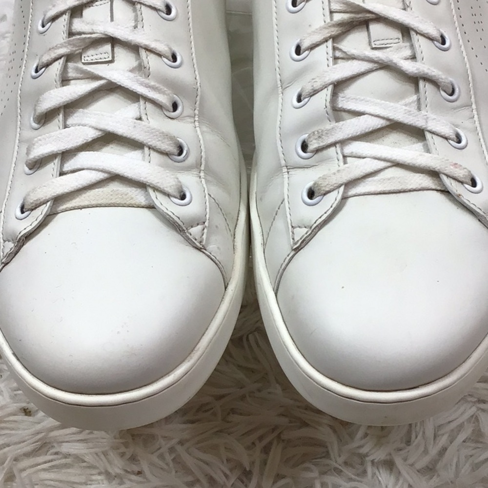 Gucci mens Ace White Leather Sneakers - Picture 3 of 12